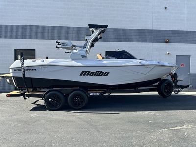 2026 Malibu Boats 23 LSV