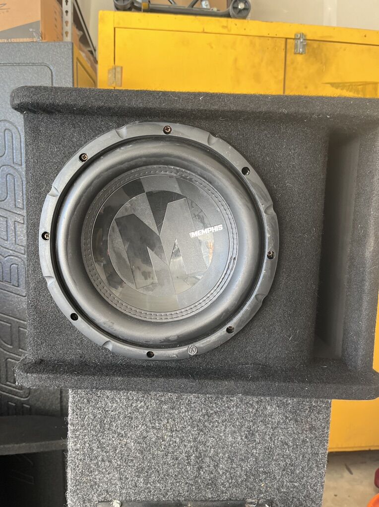 1-10Memphis Subwoofer In Ported Box
