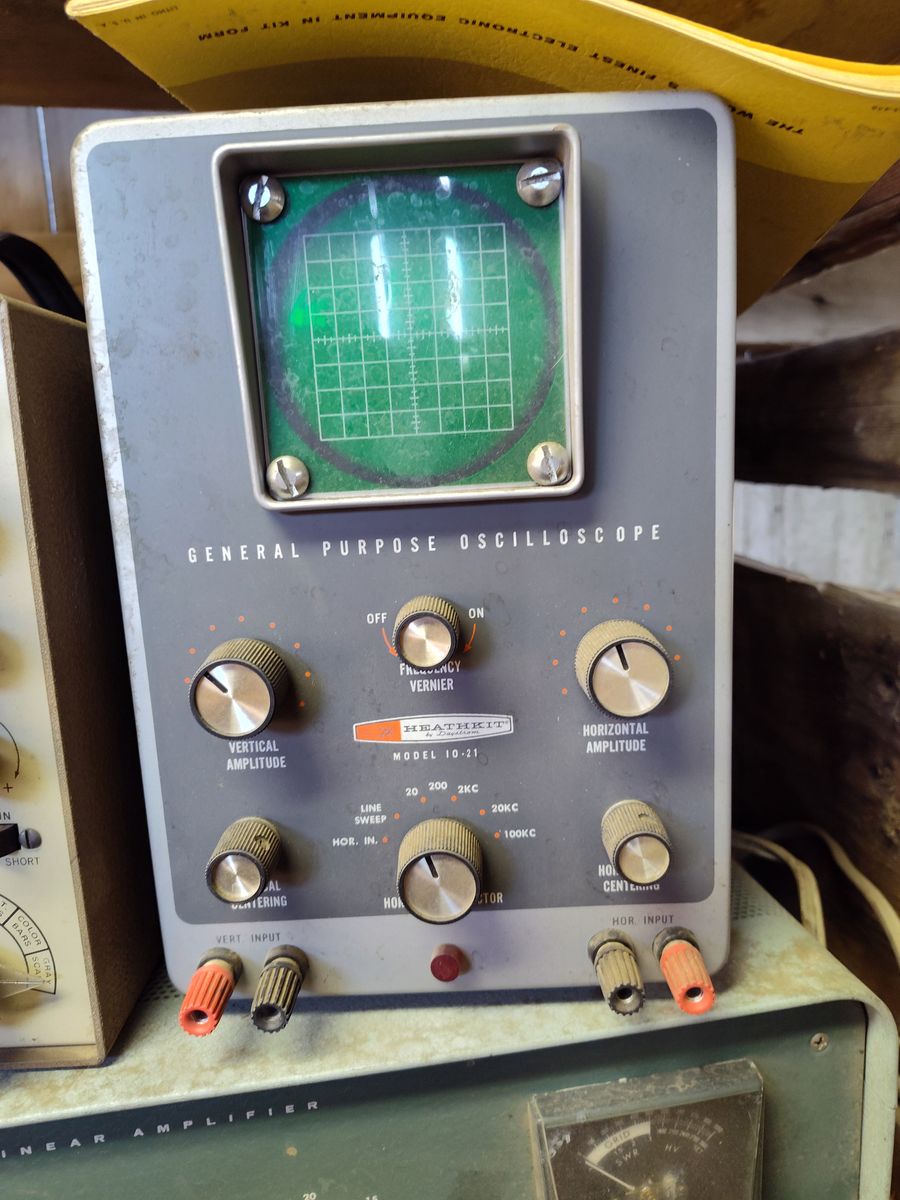 Heathkit General Purpose Ocilliscope 10-21