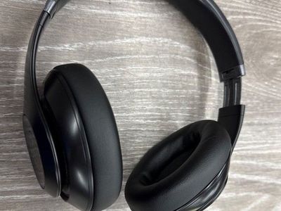 BEATS STUDIO PRO HEADPHONES