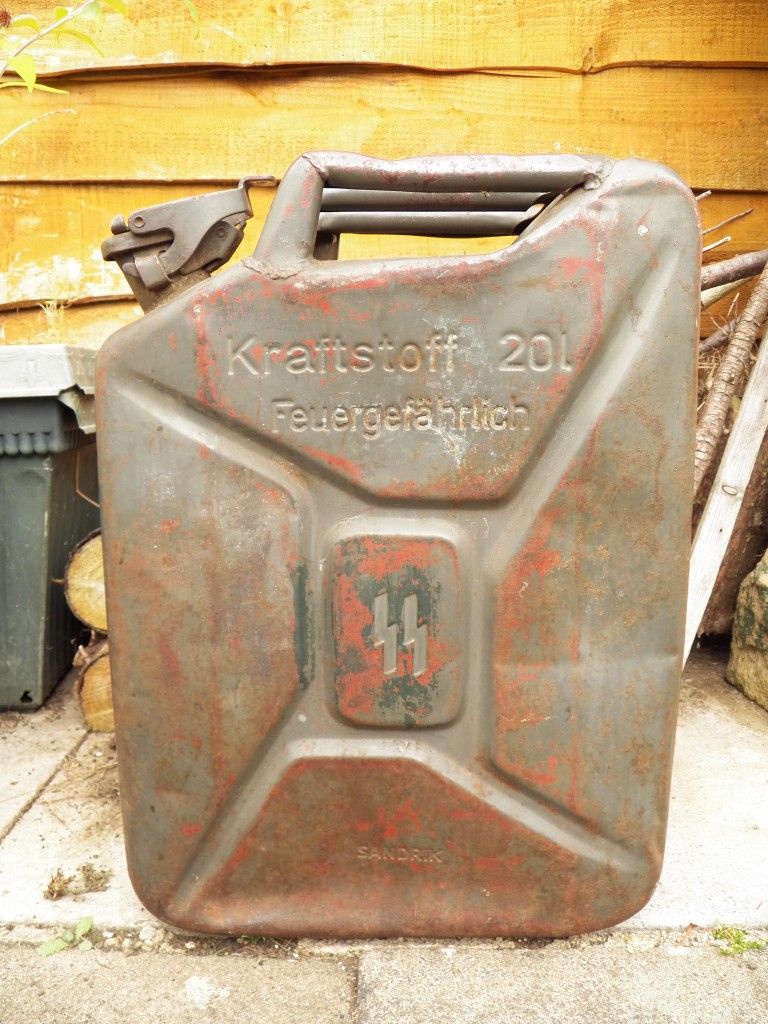 Main image 5