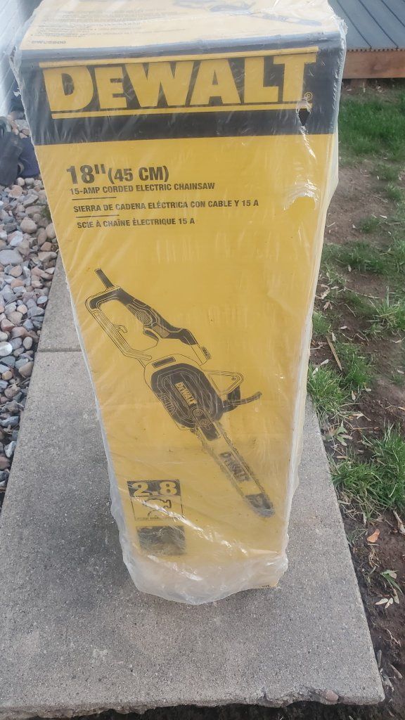 Dewalt chainsaw