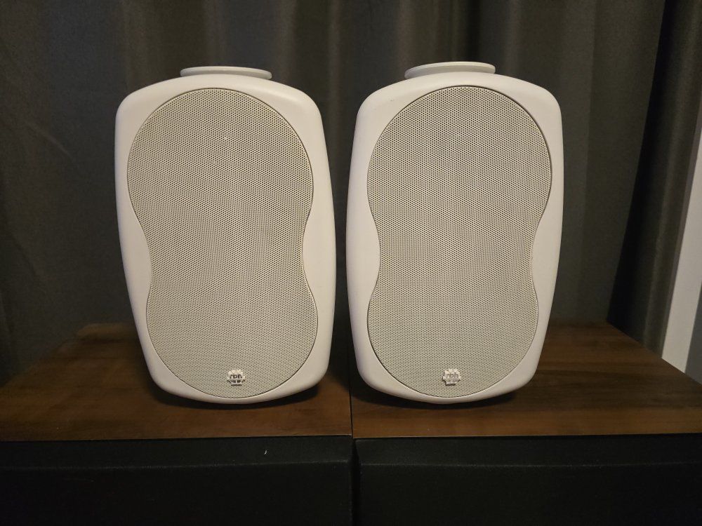 RBH AWS-6 All Weather Outdoor Speakers Pair - 8 Ohms 120 Watts White