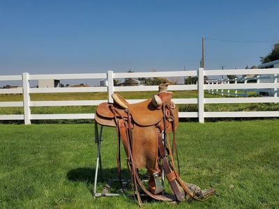 Well Built 15 inch Slick Fork Saddle