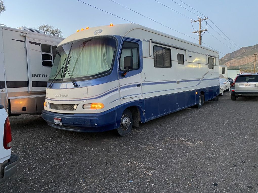 1997 Holiday Rambler 35 Foot Class A Motorhome