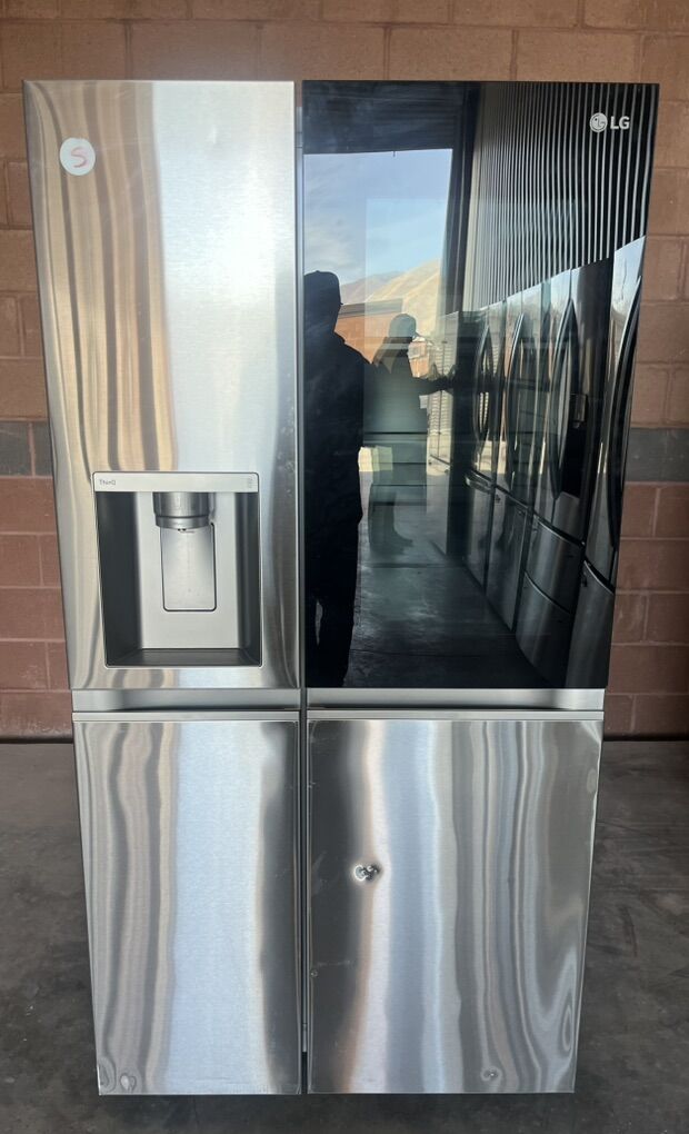 FIRST COME FIRST SERVED – LG FRIDGE