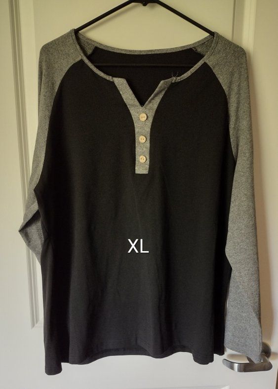 Unbranded Men's XL Black & Gray Raglan Long Sleeve Henley Shirt with Button Placket