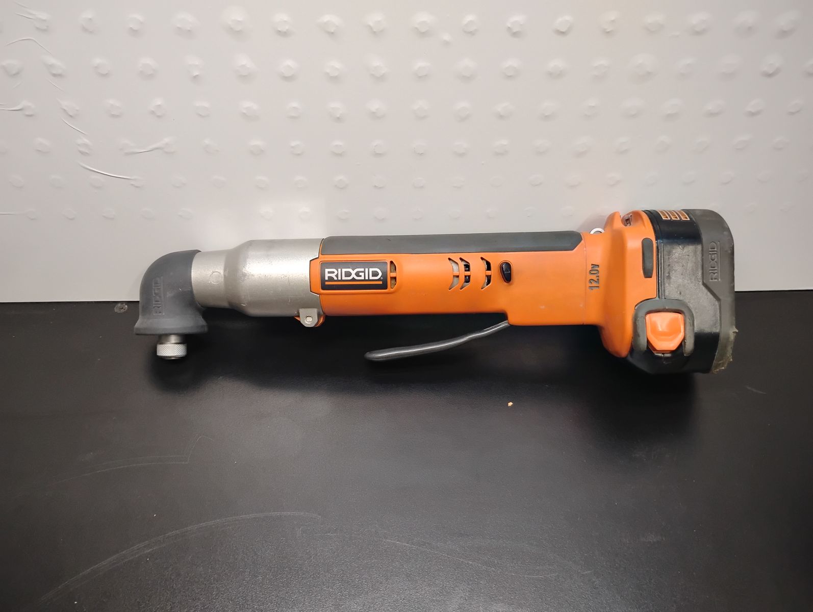 Ridgid R82233 Cordless Right Angle 12V Impact Driver