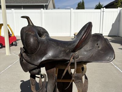 Saddle