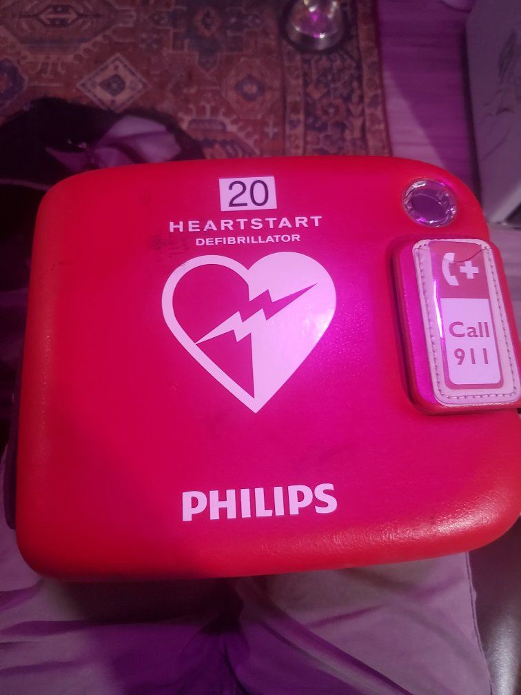 Philips HeartStart Defibrillator - Portable AED for Emergency Cardiac Care