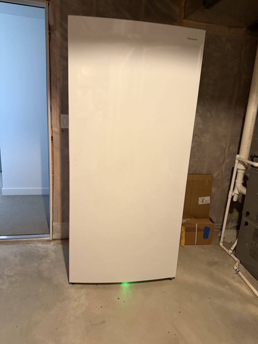Fridgidar Upright Freezer