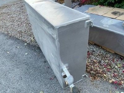 200 Gallon Aluminum Storage Tanks