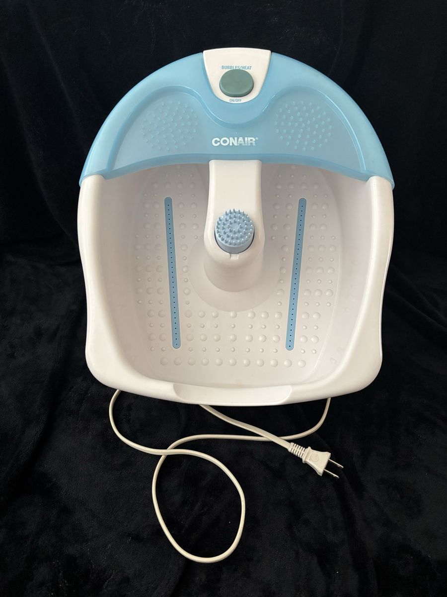 Conair Foot Spa Bath with Bubbles and Heat White and Blue