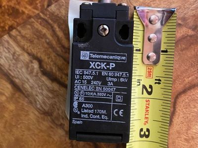 FREEEEE Telemecanique XCK-P Linear Limit Switch