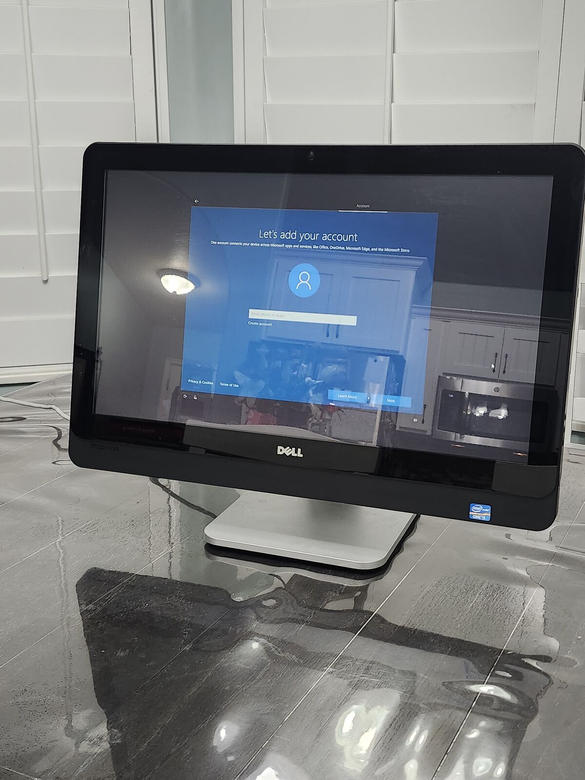 Dell Inspiron One 2330 All-In-One PC