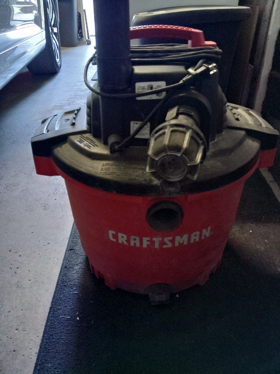 Craftsman 16 Gallon 6.5 HP Wet/Dry Shop Vacuum with Hose