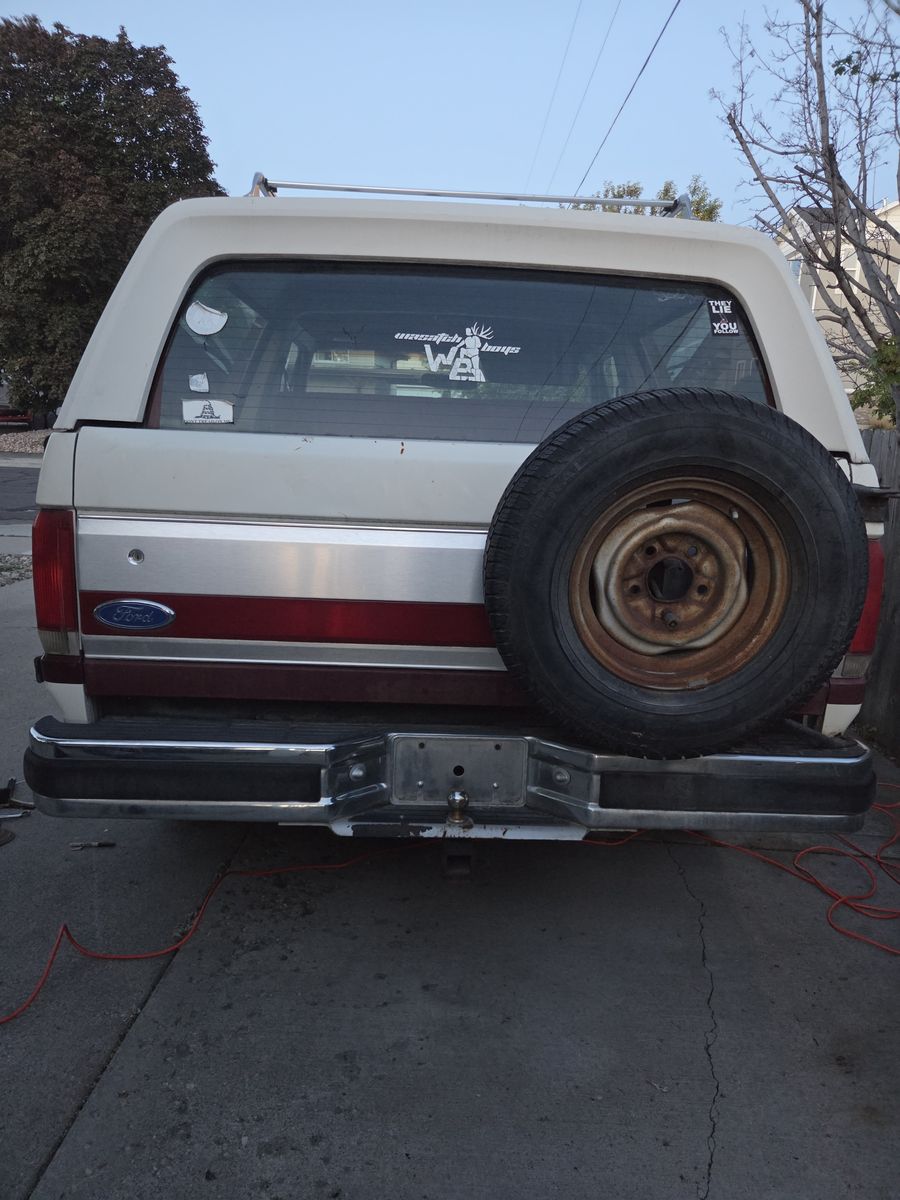 1991 Ford Bronco Silver Anniversary