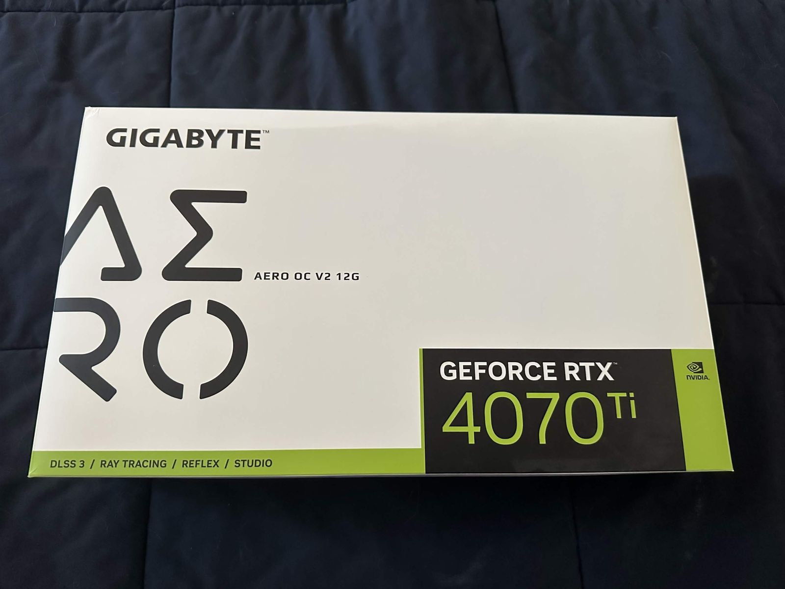 4070 Ti GPU 12GB - White