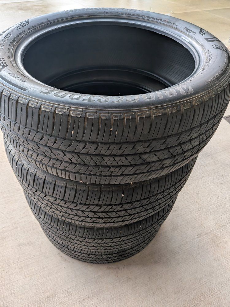 Bridgestone Turanza 20" EL450 235/50R20 100V All-Season Tires (Set of 4)