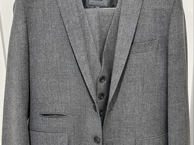 Wallin & Bros Gray Flannel 3-Piece Suit Nordstrom
