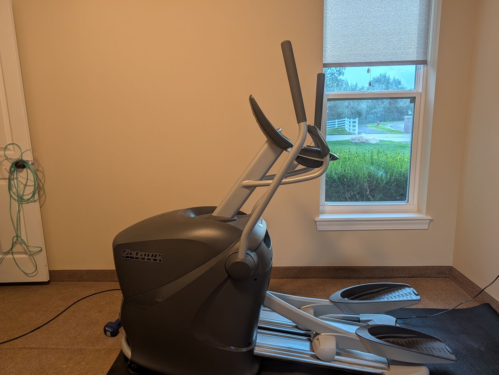 Octane Fitness Q35x Elliptical Trainer