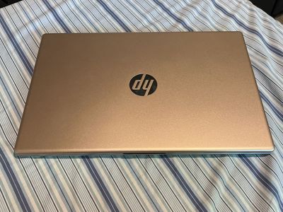 HP Laptop 15z-fc000
