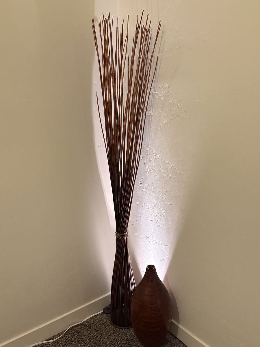 Main image 10