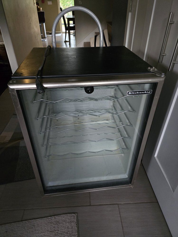 FREE Kitchen Aid Wine Cooler – NOT cooling