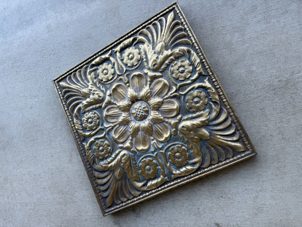 Large Metal Gold Colored Flower Wall Decoration