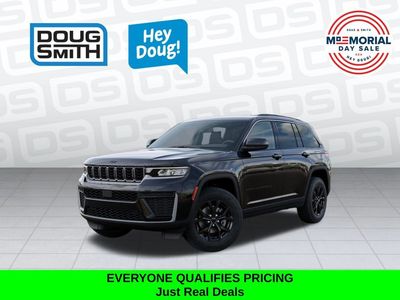 2026 Jeep Grand Cherokee Laredo Altitude