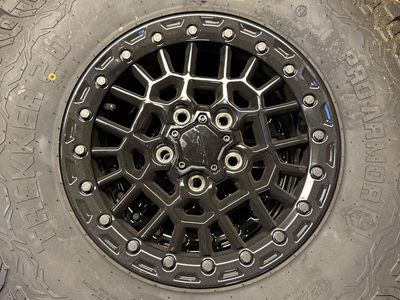 Pro Armor Treadripper 32x10.00-15 Radial Tire with Black Beadlock Wheel- 2026 RZR Pro R
