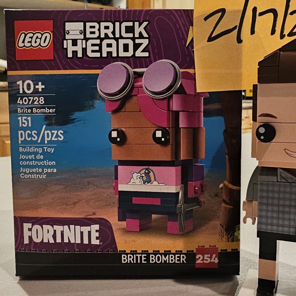 LEGO GWP Set 40728 - Fortnite Brite Bomber (2024)