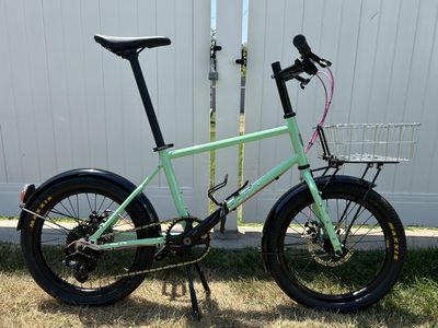 Velo Orange Neutrino
