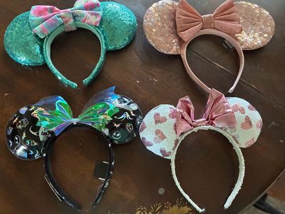 Minnie Mouse Ears Headbands - 4 Pack Disneyland Disney Sequin & Iridescent Bow Disney Parks Style