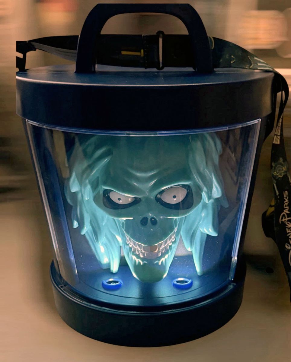 Main image 4