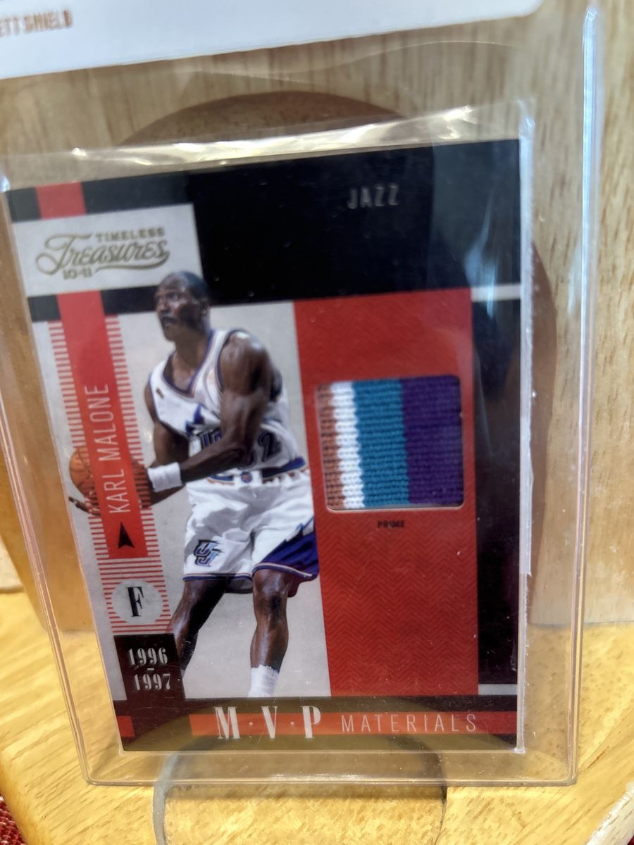 Karl Malone 1996-1997 Timeless Treasures MVP Materials Jazz NBA Basketball Card 08/25 Made. WOW !!! Look at the JERSEY SWATCH.