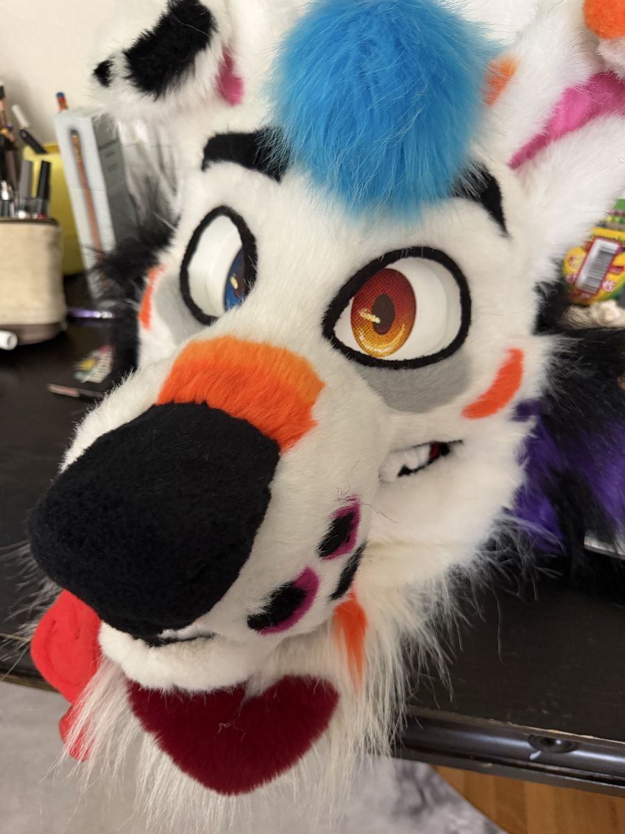 Fursuit Head + Art (Digital / Physical)