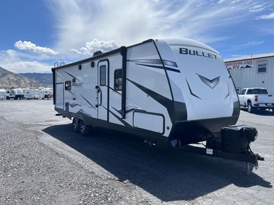2023 KEYSTONE BULLET 260RBS