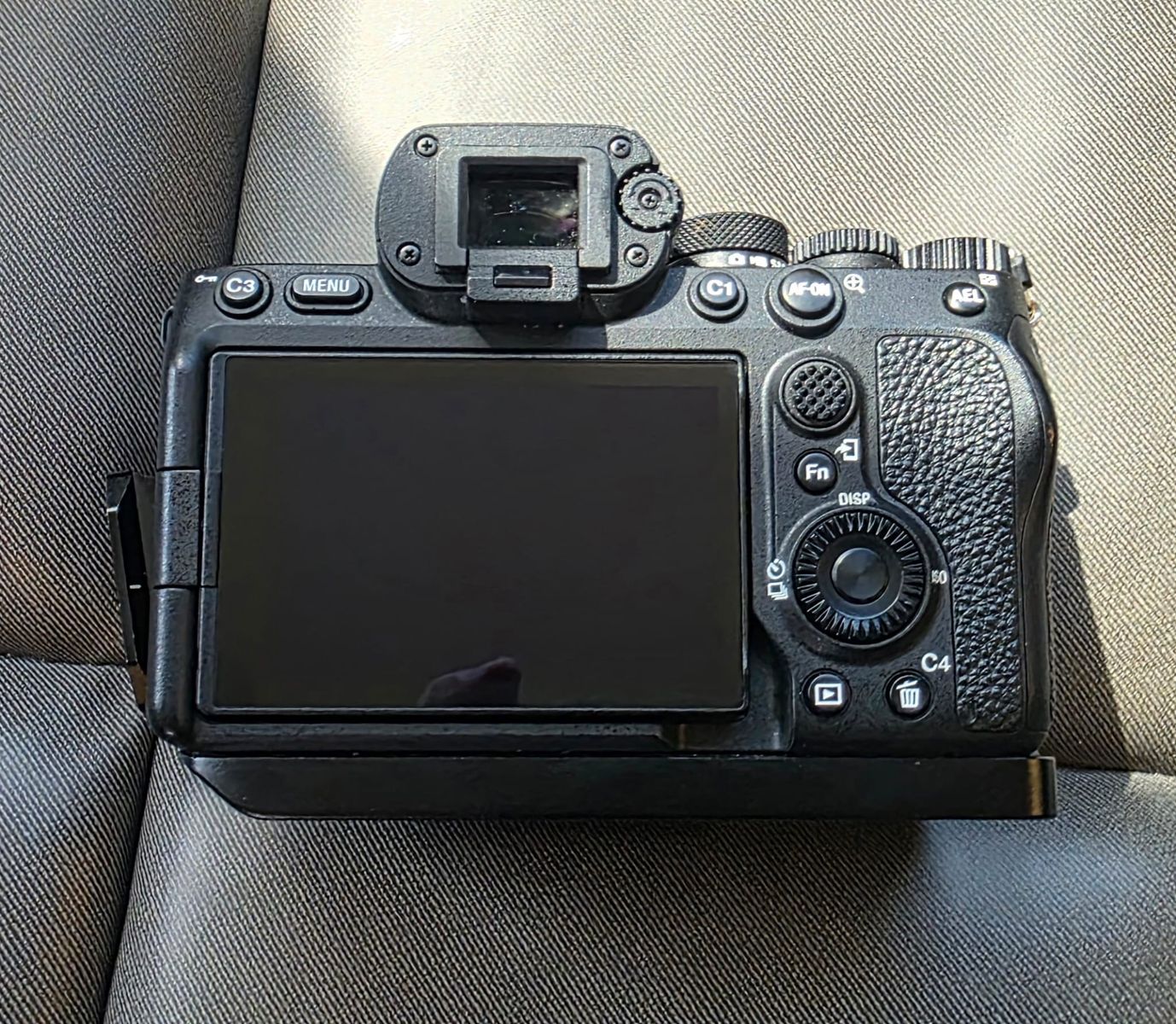 Main image 2