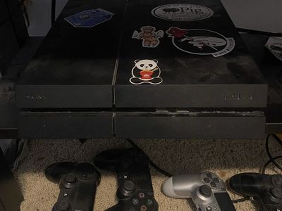 playstation 4 and 4 controllers