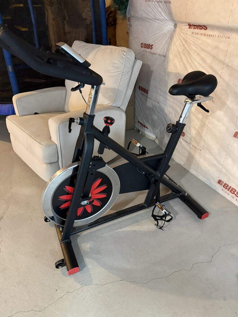 Joroto Stationary Bike
