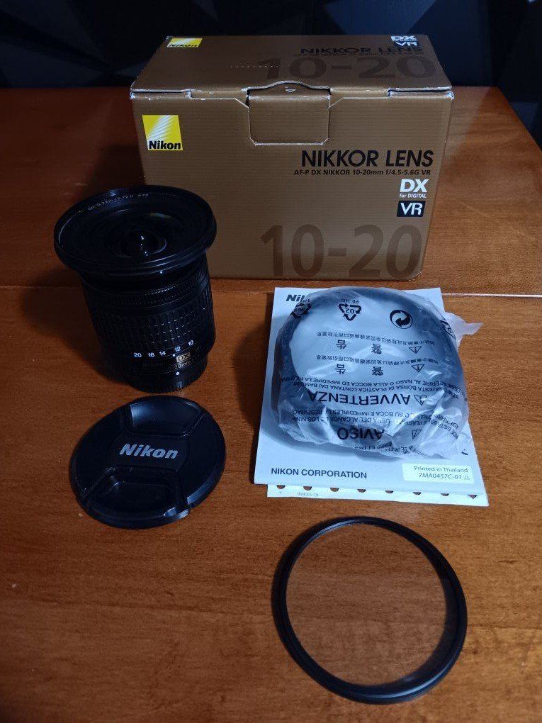 Nikon Af-P Nikkor 10-20mm F/4.5-5.6G Wide Angle Zo