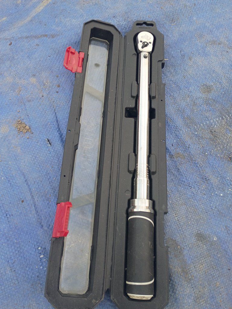 Husky Torque Wrench with Hard Storage Case