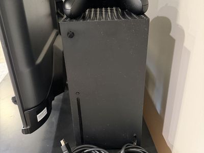 Xbox Series X 1TB Console with Wireless Controller - Excellent Condition, HDMI, Power Cord
