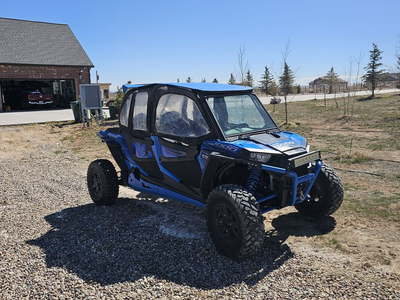 2015 POLARIS RZR 1000 XP 4 PS UTV