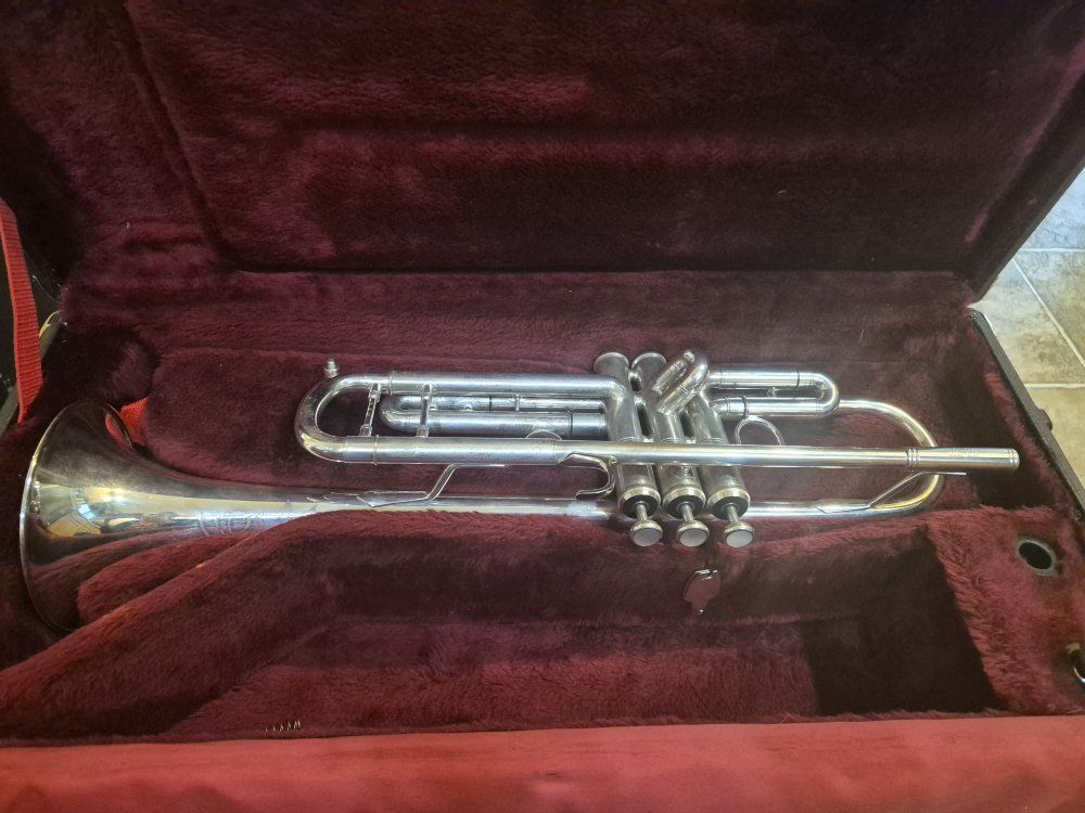 Jupiter Intermediate Silver Trumpet with Guarantee