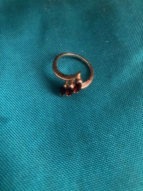 Garnet/Gold Ladies Ring