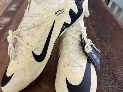 Nike Mercurial Superfly 10 Elite Size 8