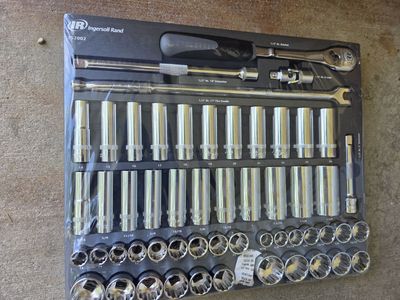 Ingersoll Rand Std And Metric Socket Set