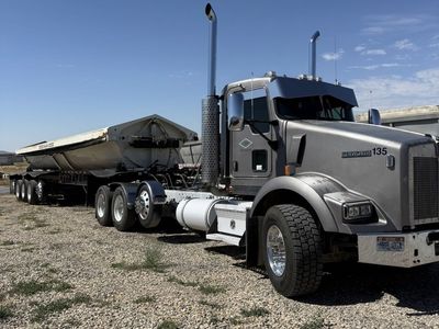 2007 T-800 Kenworth day cab